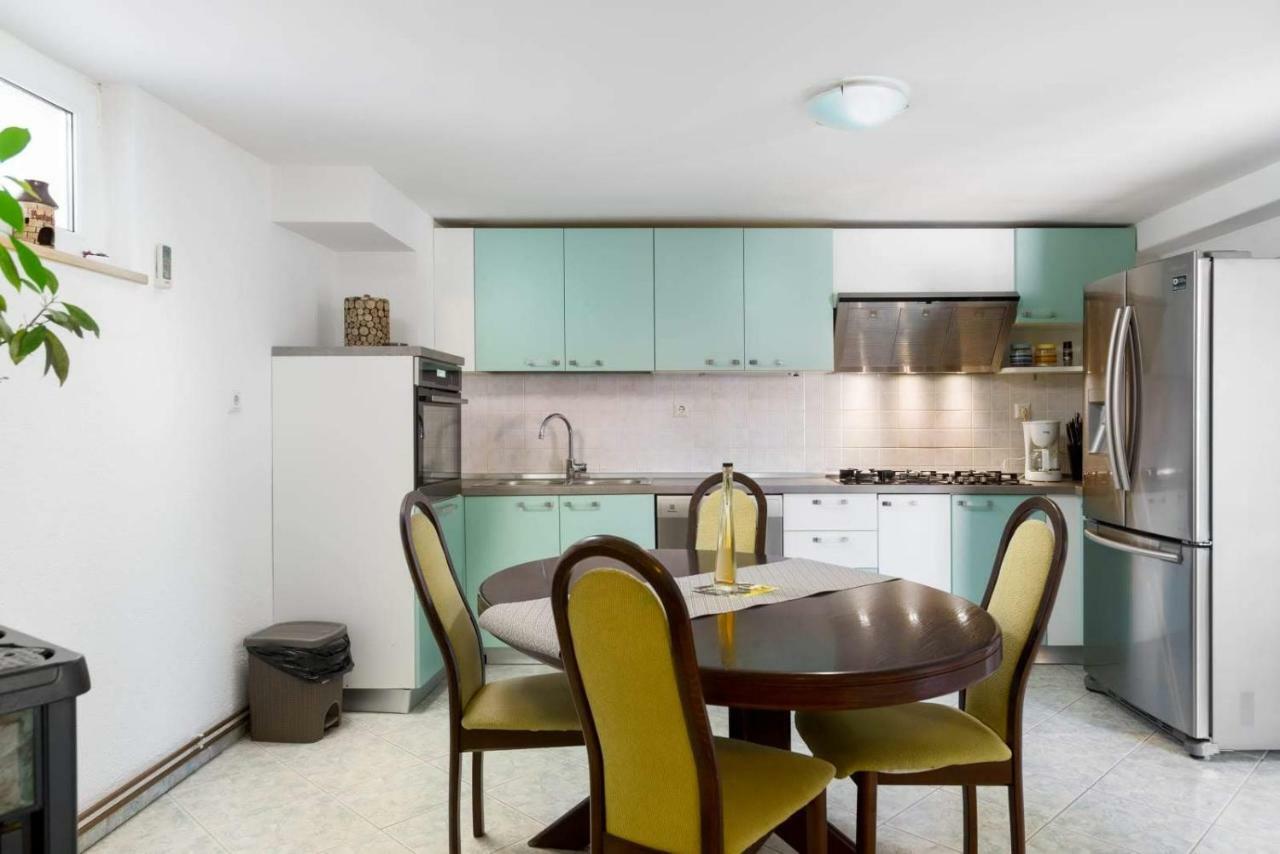Apartmani Vinko Tribunj-Sovlje Tribunj  Bagian luar foto