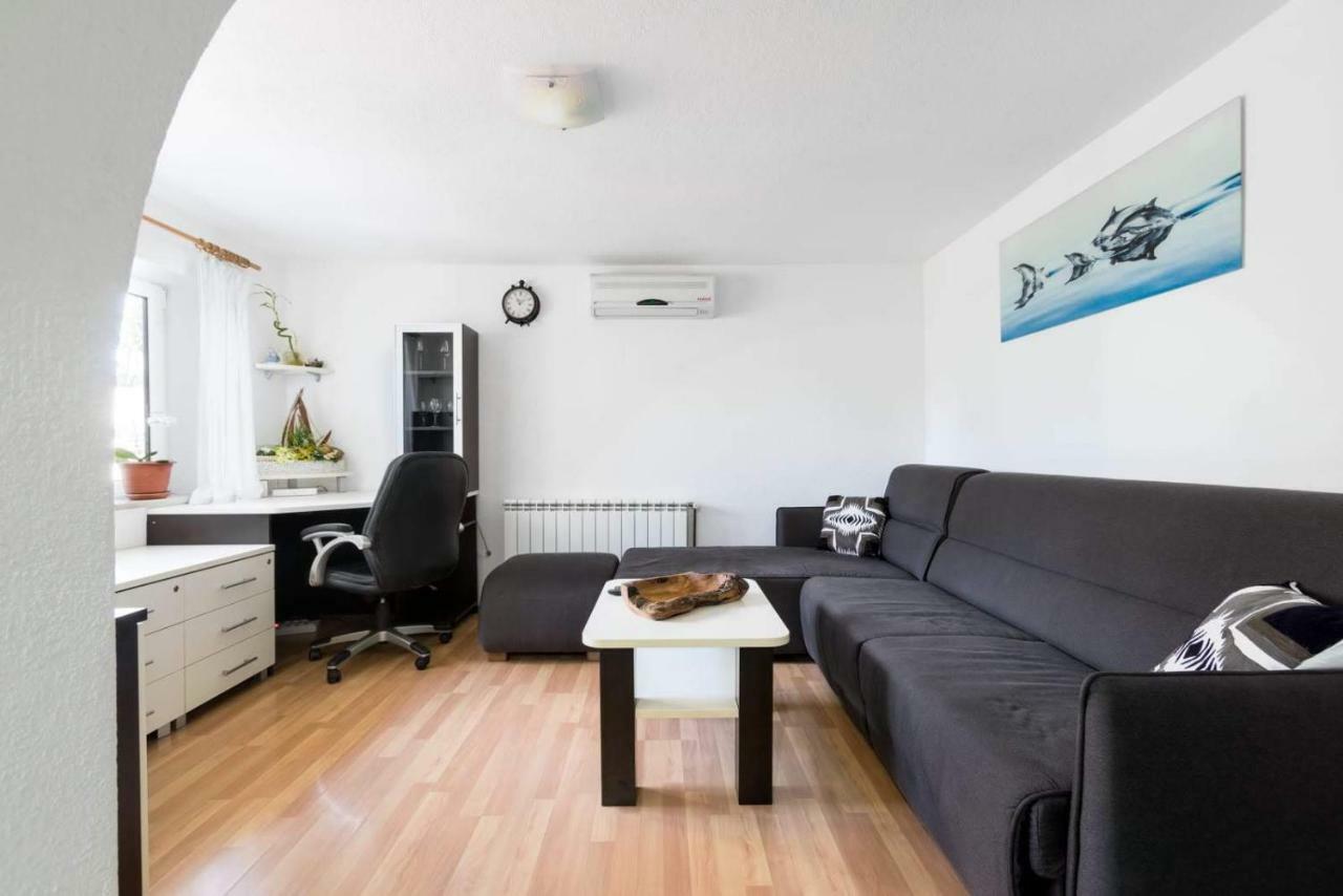 Apartmani Vinko Tribunj-Sovlje Tribunj  Bagian luar foto