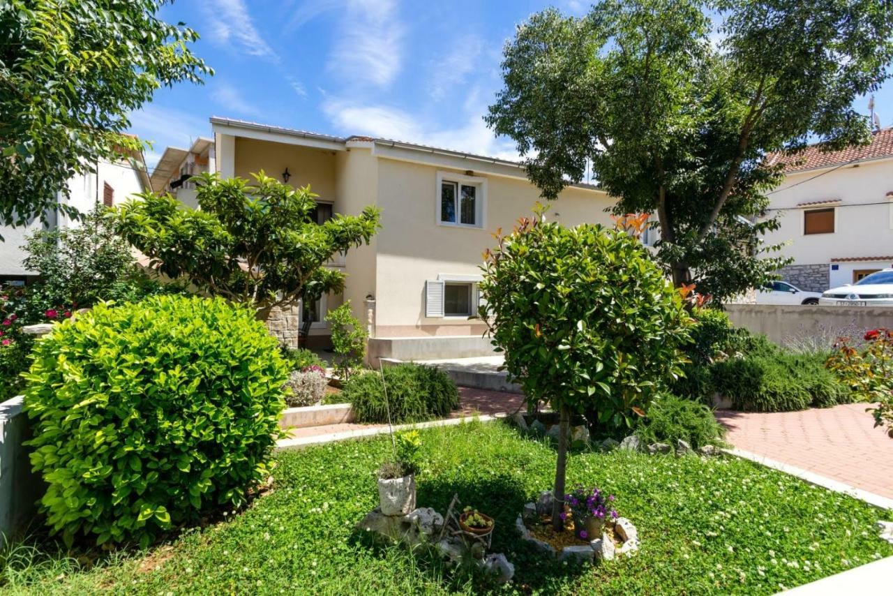 Apartmani Vinko Tribunj-Sovlje Tribunj  Bagian luar foto
